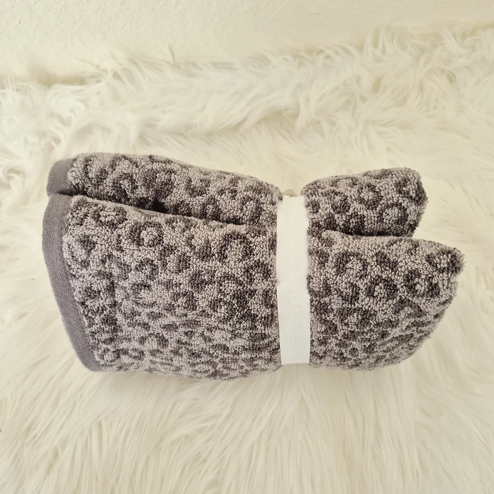 2PC SET RACHEL ZOE 100% COTTON HAND TOWELS 18